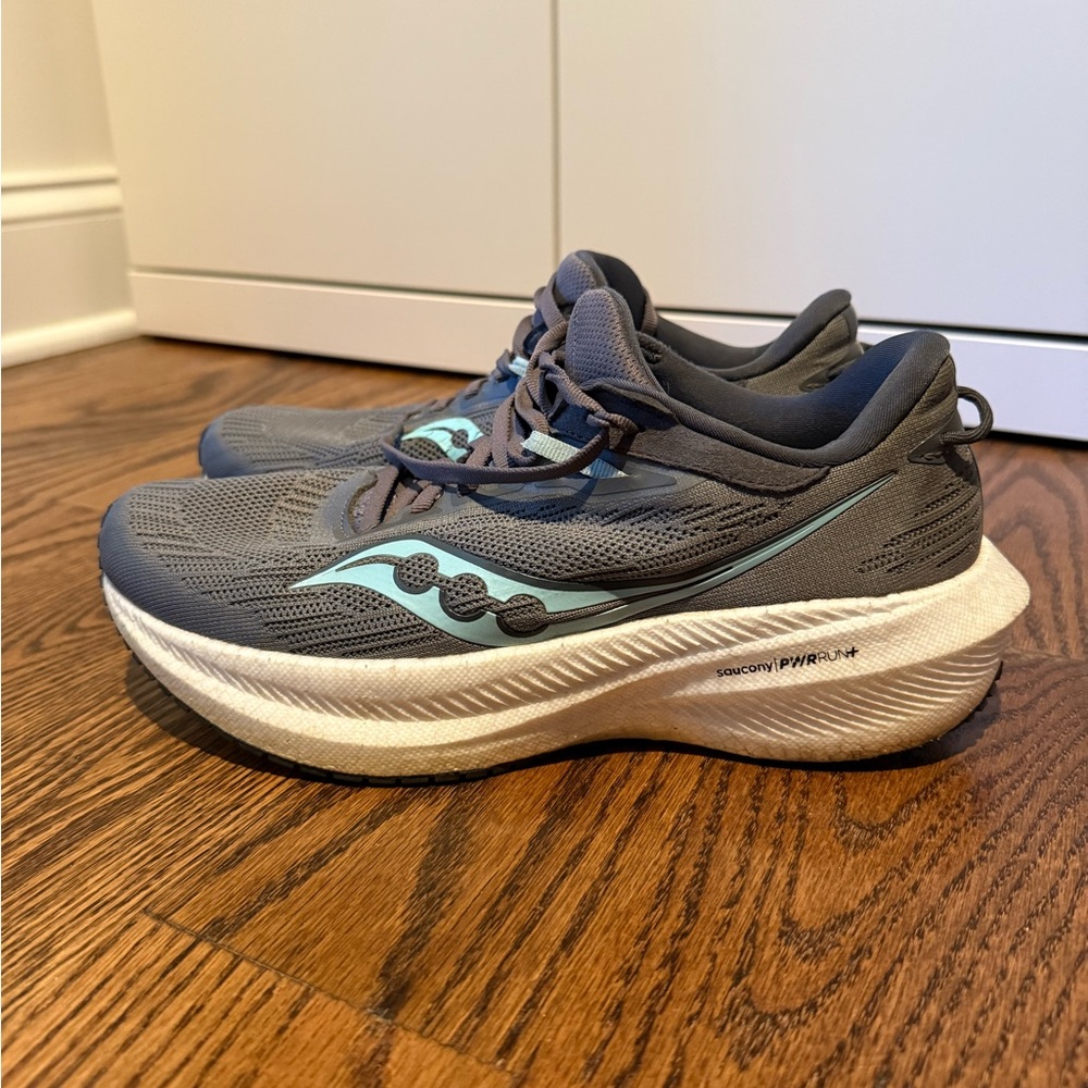 Saucony Triumph 21 Running Shoes